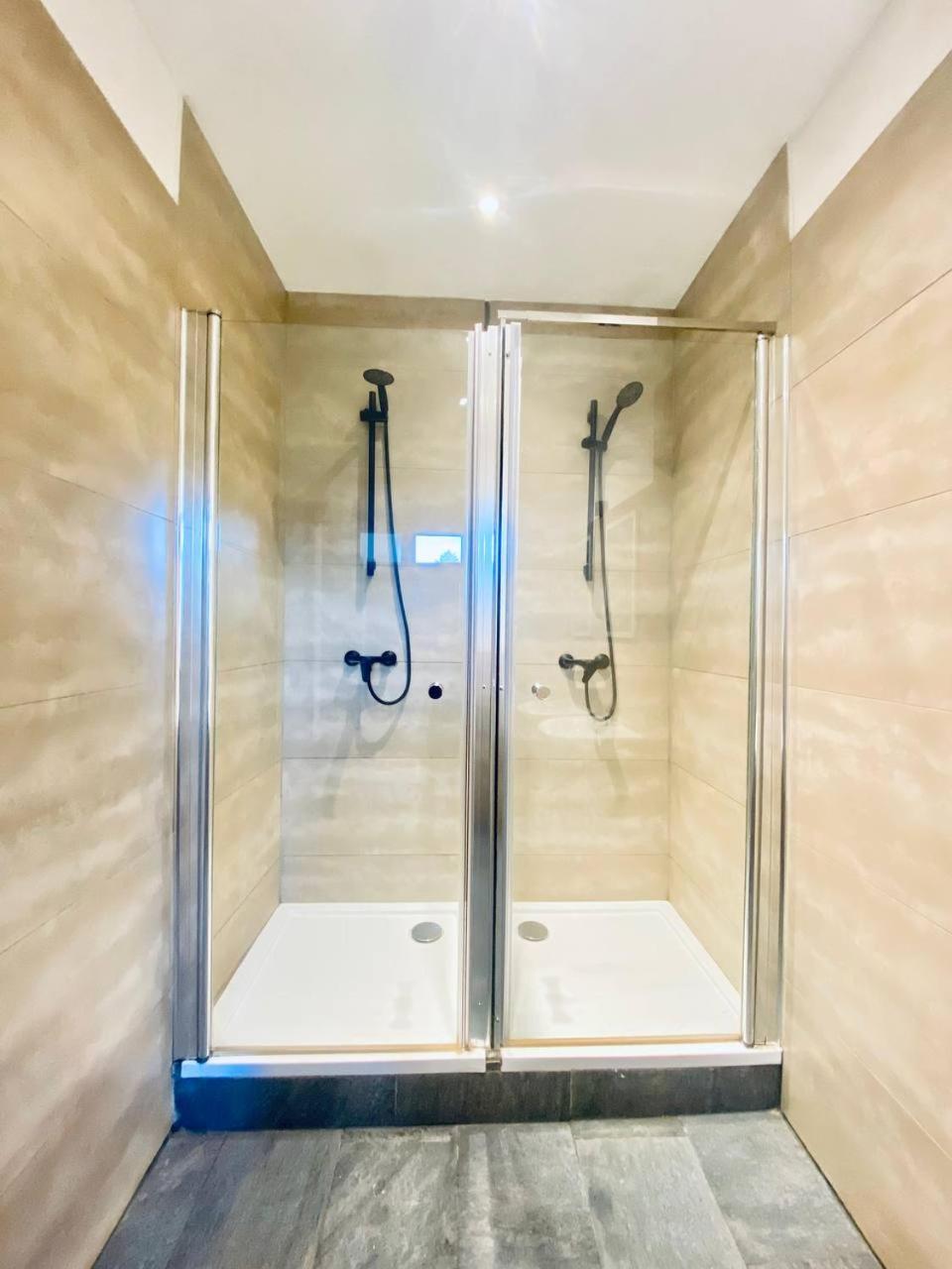 Privatunterkunft Comfort In Floridsdorf Area Sd *