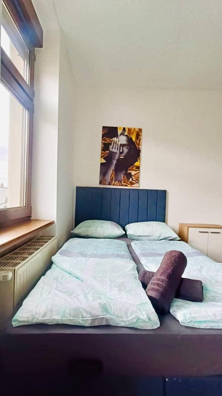 Privatunterkunft Comfort In Floridsdorf Area Sd *