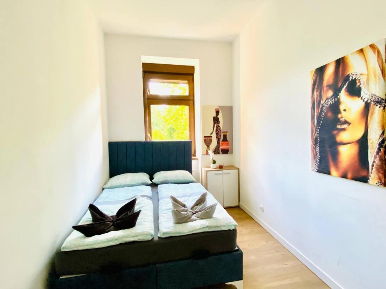 Privatunterkunft Comfort In Floridsdorf Area Sd *