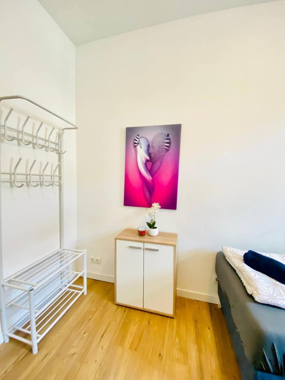 Privatunterkunft Comfort In Floridsdorf Area Sd